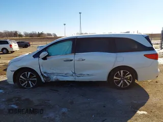 2018 Honda Odyssey Elite with VIN 5FNRL6H97JB039191, listed as a IAAI auction lot 41625687 with 54,363 mi miles and . Bid and sale history available at DreamBid. Image 14.