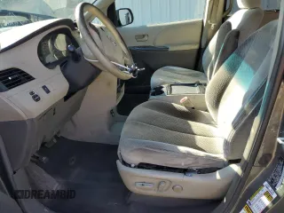 2011 Toyota Sienna LE AAS with VIN 5TDKK3DC2BS013633, listed as a Copart auction lot 88878725 with 279,557 mi miles and Salvage Title. Bid and sale history available at carsss.com. Image 7.