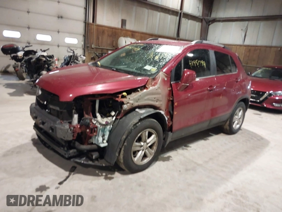 2015 Chevrolet Trax LT with VIN KL7CJLSB5FB264514, listed as a IAAI auction lot 41451749 with 68,864 mi miles. Bid and sale history available at carsss.com. Image 2.