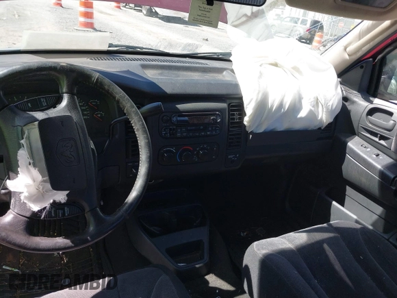 2003 Dodge Dakota SLT with VIN 1D7HG42N33S369870, listed as a IAAI auction lot 41826771 with 214,840 mi miles. Bid and sale history available at carsss.com. Image 8.