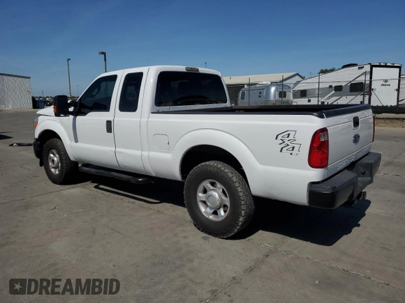 2014 Ford F-250 XL with VIN 1FT7X2B64EEB66846, listed as a Copart auction lot 57212565 with 261,721 mi miles and Salvage title. Bid and sale history available at DreamBid. Image 2.