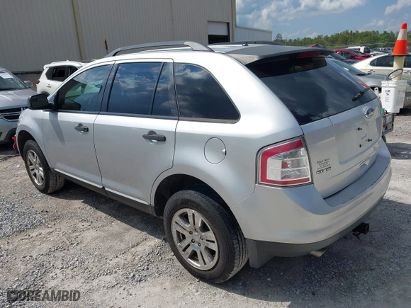 2010 Ford Edge SE with VIN 2FMDK3GC4ABB25608, listed as a IAAI auction lot 40388620 with 237,780 mi miles. Bid and sale history available at carsss.com. Image 3.