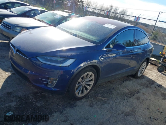 2017 Tesla Model X 90D z VIN 5YJXCBE21HF076514, wystawiony jako IAAI lot #41559020 z przebiegiem 108 573 mil mil oraz . Historia ofert i sprzedaży dostępna na DreamBid. Obrazek 19.