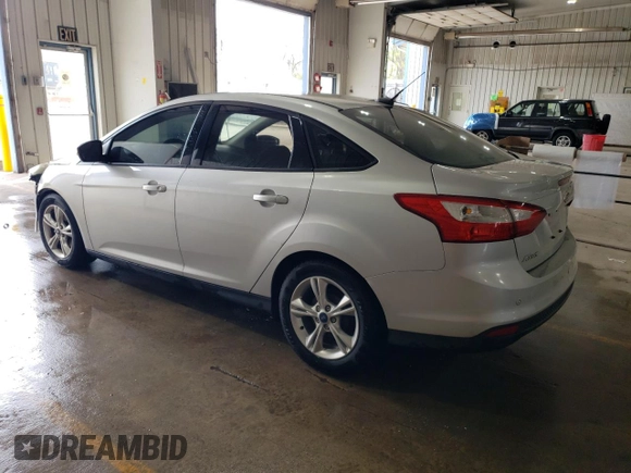 2014 Ford Focus SE with VIN 1FADP3F25EL250952, listed as a Copart auction lot 54406495 with 136,597 mi miles and Salvage Title. Bid and sale history available at carsss.com. Image 2.