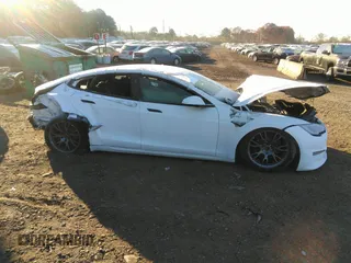 2022 Tesla Model S with VIN 5YJSA1E54NF488023, listed as a IAAI auction lot 36074023 with 200 mi miles and . Bid and sale history available at DreamBid. Image 12.
