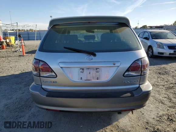 2002 Lexus RX 300 with VIN JTJHF10U020239039, listed as a Copart auction lot 76954354 with 218,210 mi miles and Clean Title. Bid and sale history available at carsss.com. Image 6.