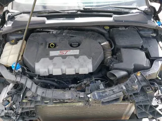 2015 Ford Focus ST with VIN 1FADP3L97FL334743, listed as a IAAI auction lot 41923997 with 200,549 mi miles. Bid and sale history available at carsss.com. Image 10.