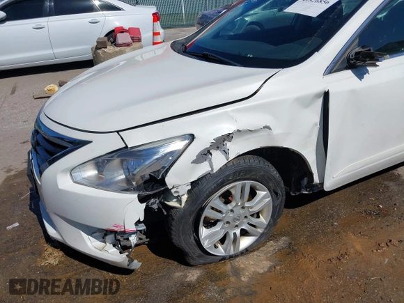 2014 Nissan Altima SV with VIN 1N4AL3AP1EN349712, listed as a IAAI auction lot 41826856 with 149,101 mi miles and . Bid and sale history available at carsss.com. Image 6.