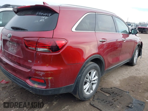 2019 Kia Sorento L with VIN 5XYPG4A37KG465964, listed as a IAAI auction lot 41346205 with 120,594 mi miles. Bid and sale history available at carsss.com. Image 4.