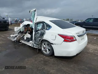 2015 Nissan Altima SV z VIN 1N4AL3AP6FC496976, wystawiony jako IAAI lot #41817032 z przebiegiem Nie podano mil oraz . Historia ofert i sprzedaży dostępna na DreamBid. Obrazek 3.