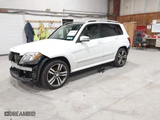 2013 Mercedes-Benz GLK-Class GLK 350 with VIN WDCGG8JB6DF978993, listed as a IAAI auction lot 41837940 with 155,880 mi miles. Bid and sale history available at carsss.com. Image 2.
