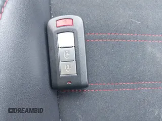 2022 Mitsubishi Outlander SE с VIN JA4APVAU1NU016393, выставлен на аукционе IAAI как лот 42303726 с пробегом 83 688 миль миль и . История ставок и продаж доступна на DreamBid. Изображение 11.