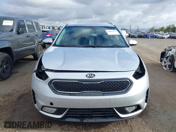 2019 Kia Niro EX with VIN KNDCC3LC8K5351854, listed as a IAAI auction lot 42064374 with 82,117 mi miles. Bid and sale history available at carsss.com. Image 6.