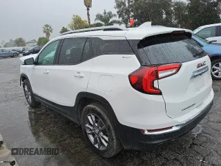 2023 GMC Terrain SLT z VIN 3GKALPEG8PL137764, wystawiony jako Copart lot #48786345 z przebiegiem 61 801 mil mil oraz Szkoda całkowita • Salvage title. Historia ofert i sprzedaży dostępna na DreamBid. Obrazek 2.