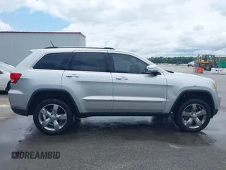 2011 Jeep Grand Cherokee Limited with VIN 1J4RR5GT9BC652279, listed as a IAAI auction lot 42444740 with 180,014 mi miles and . Bid and sale history available at DreamBid. Image 13.