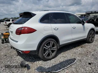 2013 Porsche Cayenne Diesel with VIN WP1AF2A27DLA22627, listed as a Copart auction lot 61939495 with 148,810 mi miles and Salvage title. Bid and sale history available at DreamBid. Image 3.