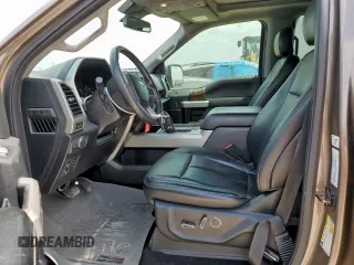 2018 Ford F-150 XL z VIN 1FTEW1C57JKD03381, wystawiony jako Copart lot #56891755 z przebiegiem 163 804 mil mil oraz Szkoda całkowita • Salvage title. Historia ofert i sprzedaży dostępna na DreamBid. Obrazek 7.