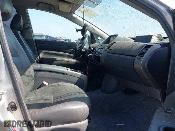 2008 Toyota Prius with VIN JTDKB20U287708237, listed as a IAAI auction lot 42381526 with 302,296 mi miles and . Bid and sale history available at DreamBid. Image 5.