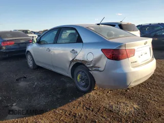 2013 Kia Forte LX with VIN KNAFT4A25D5663773, listed as a Copart auction lot 84085324 with 10,600 mi miles and Salvage Title. Bid and sale history available at carsss.com. Image 2.