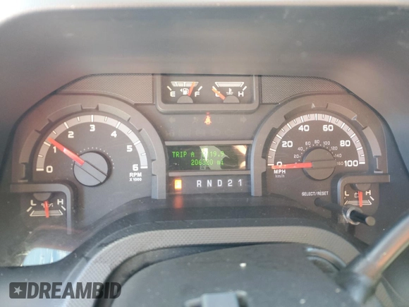 2009 Ford Econoline Passenger XL with VIN 1FBSS31L19DA07353, listed as a Copart auction lot 88078365 with 206,320 mi miles and Salvage title. Bid and sale history available at DreamBid. Image 9.