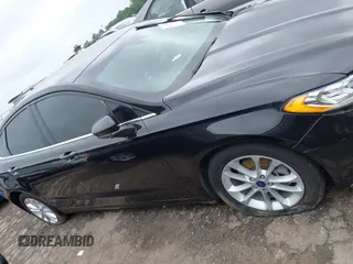 2020 Ford Fusion SE z VIN 3FA6P0HD5LR178607, wystawiony jako IAAI lot #42094774 z przebiegiem 123 341 mil mil oraz . Historia ofert i sprzedaży dostępna na DreamBid. Obrazek 12.