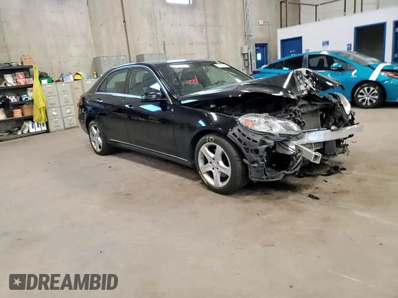 2014 Mercedes-Benz E 350 Luxury with VIN WDDHF8JB2EA983125, listed as a Copart auction lot 53196635 with 170,926 mi miles and Salvage Title. Bid and sale history available at DreamBid. Image 11.