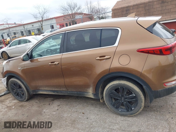 2018 Kia Sportage LX with VIN KNDPMCAC3J7422785, listed as a IAAI auction lot 41869603 with 84,378 mi miles. Bid and sale history available at carsss.com. Image 14.