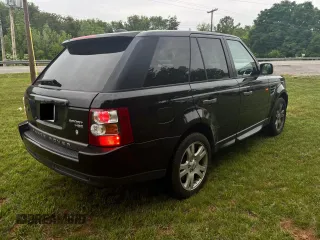 2006 Land Rover Range Rover Sport HSE with VIN SALSF25436A979930, listed as a Copart auction lot 57050595 with 166,883 mi miles and Clean Title. Bid and sale history available at DreamBid. Image 3.