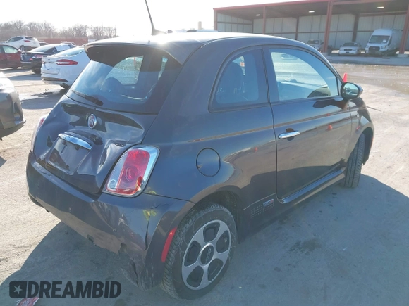 2017 FIAT 500e with VIN 3C3CFFGE6HT682417, listed as a IAAI auction lot 41432822 with 73,447 mi miles. Bid and sale history available at carsss.com. Image 4.