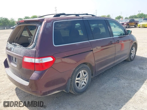 2007 Honda Odyssey EX-L with VIN 5FNRL38727B063324, listed as a IAAI auction lot 41921114 with 199,533 mi miles. Bid and sale history available at carsss.com. Image 4.