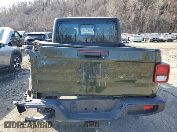 2022 Jeep Gladiator Texas Trail with VIN 1C6HJTAG1NL128872, listed as a Copart auction lot 47757625 with 33,410 mi miles and Salvage title. Bid and sale history available at DreamBid. Image 6.
