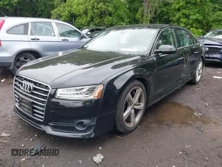 2018 Audi A8 с VIN WAU44AFD1JN000676, выставлен на аукционе IAAI как лот 42387636 с пробегом 76 293 миль миль и . История ставок и продаж доступна на DreamBid. Изображение 18.