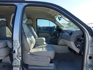 2012 Chevrolet Suburban LT with VIN 1GNSCJE01CR220186, listed as a IAAI auction lot 41476520 with 117,714 mi miles. Bid and sale history available at carsss.com. Image 5.