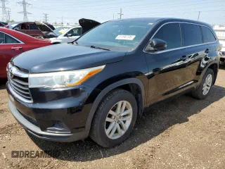 2015 Toyota Highlander LE z VIN 5TDZARFH1FS013870, wystawiony jako Copart lot #61490705 z przebiegiem 159 825 mil mil oraz Czysty tytuł • Clean title. Historia ofert i sprzedaży dostępna na DreamBid. Obrazek 1.