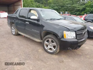 2008 Chevrolet Avalanche 3LT with VIN 3GNEC120X8G132486, listed as a IAAI auction lot 42416390 with 337,266 mi miles and . Bid and sale history available at DreamBid. Image 1.