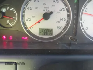 2003 Nissan Maxima SE z VIN JN1DA31D33T510169, wystawiony jako IAAI lot #42339254 z przebiegiem 182 862 mil mil oraz . Historia ofert i sprzedaży dostępna na DreamBid. Obrazek 7.