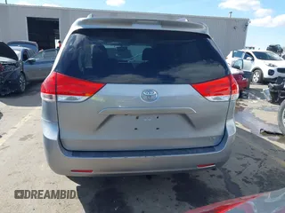2012 Toyota Sienna LE AAS with VIN 5TDKK3DC1CS264239, listed as a IAAI auction lot 41839022 with 221,769 mi miles. Bid and sale history available at carsss.com. Image 16.