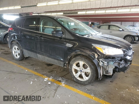 2016 Ford Escape SE with VIN 1FMCU9GX7GUB68189, listed as a Copart auction lot 45628525 with 84,689 mi miles and Salvage Title. Bid and sale history available at carsss.com. Image 4.