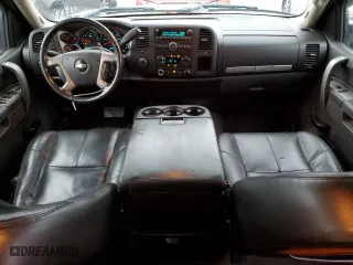 2011 Chevrolet Silverado 1500 LT with VIN 3GCPKSE36BG275135, listed as a Copart auction lot 84741814 with 198,515 mi miles and Salvage Title. Bid and sale history available at carsss.com. Image 8.
