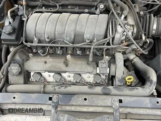 2004 Cadillac DeVille Limousine z VIN 1GEEH90Y24U550055, wystawiony jako Copart lot #42157535 z przebiegiem 44 344 mil mil oraz Czysty tytuł • Clean title. Historia ofert i sprzedaży dostępna na DreamBid. Obrazek 7.