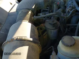 2006 Ford F-150 XL с VIN 1FTRF12W16NA74200, выставлен на аукционе IAAI как лот 43473878 с пробегом 214 617 миль миль и . История ставок и продаж доступна на DreamBid. Изображение 12.