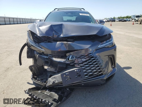 2024 Lexus RX 350 z VIN 2T2BAMCA3RC074903, wystawiony jako Copart lot #52635785 z przebiegiem 4 381 mil mil oraz Szkoda całkowita • Salvage title. Historia ofert i sprzedaży dostępna na DreamBid. Obrazek 5.