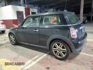 2012 MINI Hardtop with VIN WMWSU3C52CT260728, listed as a Copart auction lot 45391265 with 70,180 mi miles and Clean Title. Bid and sale history available at DreamBid. Image 2.