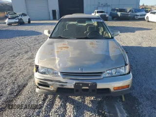1994 Honda Accord LX w/ABS with VIN JHMCD5634RC061099, listed as a Copart auction lot 83488354 with 208,488 mi miles and Salvage Title. Bid and sale history available at carsss.com. Image 5.
