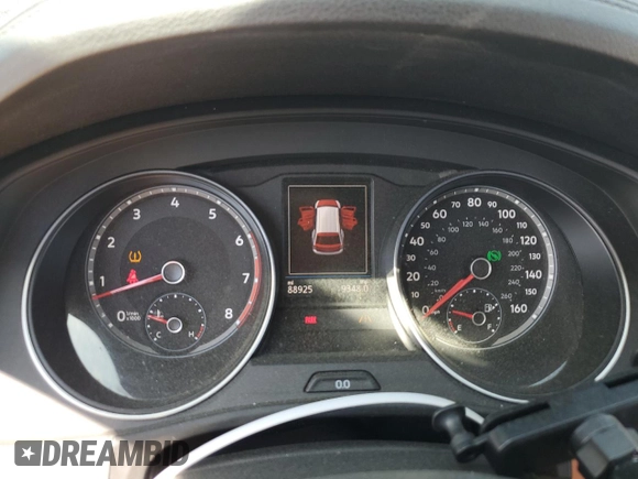 2018 Volkswagen Atlas SE z VIN 1V2DR2CA9JC527265, wystawiony jako Copart lot #50328675 z przebiegiem 88 925 mil mil oraz Szkoda całkowita • Salvage title. Historia ofert i sprzedaży dostępna na DreamBid. Obrazek 9.