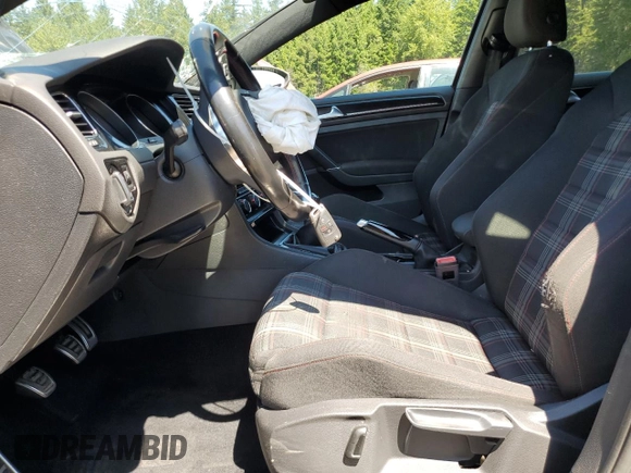 2017 Volkswagen GTI S z VIN 3VW547AU7HM070475, wystawiony jako Copart lot #59544535 z przebiegiem 117 448 mil mil oraz Szkoda całkowita • Salvage title. Historia ofert i sprzedaży dostępna na DreamBid. Obrazek 7.
