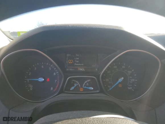 2015 Ford Focus SE with VIN 1FADP3F2XFL243691, listed as a Copart auction lot 47453275 with 97,793 mi miles and Salvage Title. Bid and sale history available at carsss.com. Image 9.
