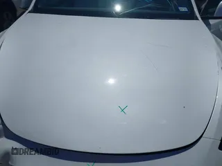 2022 Tesla Model Y Long Range z VIN 7SAYGDEE3NF426481, wystawiony jako IAAI lot #42076729 z przebiegiem 21 648 mil mil oraz . Historia ofert i sprzedaży dostępna na DreamBid. Obrazek 10.