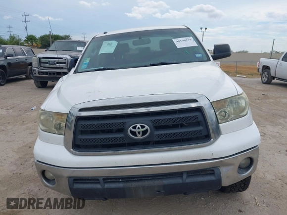 2012 Toyota Tundra 4WD Truck with VIN 5TFDW5F19CX250264, listed as a IAAI auction lot 40190175 with 267,549 mi miles. Bid and sale history available at carsss.com. Image 13.