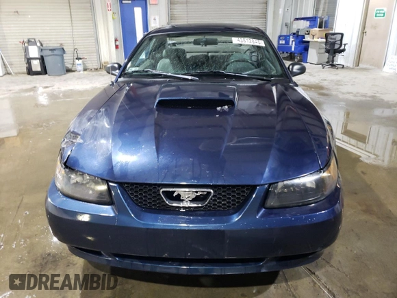 2001 Ford Mustang GT Deluxe with VIN 1FAFP42X61F186011, listed as a Copart auction lot 43812845 with 96,864 mi miles and Salvage Title. Bid and sale history available at carsss.com. Image 5.